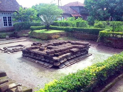  Gampingan Temple, Yogyakarta
